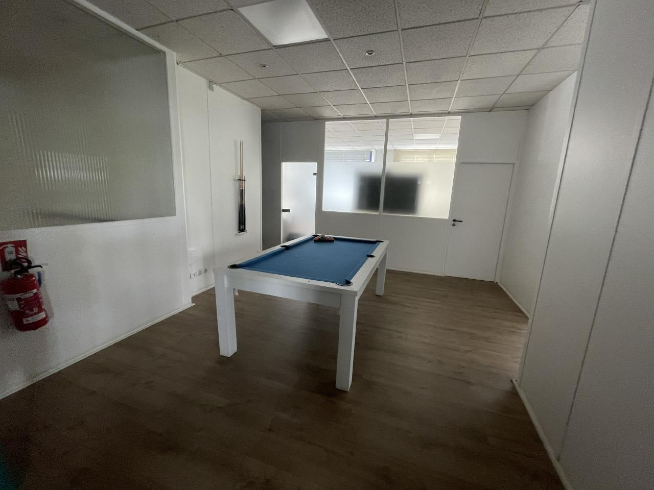 Local d'activité Croissy-Beaubourg 1111m² Vente local d'activité Croissy-Beaubourg Seine-et-Marne OVACT2423977 4